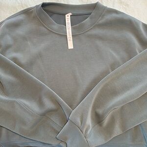 Beautiful soft stream lululemon long sleeve top